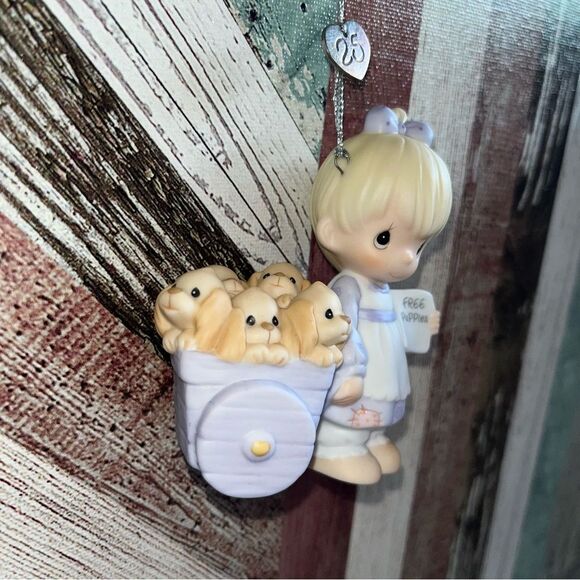 Precious Moments God Loveth a Cheerful Giver 25th Anniversary Ornament EUC RARE - Picture 2 of 9
